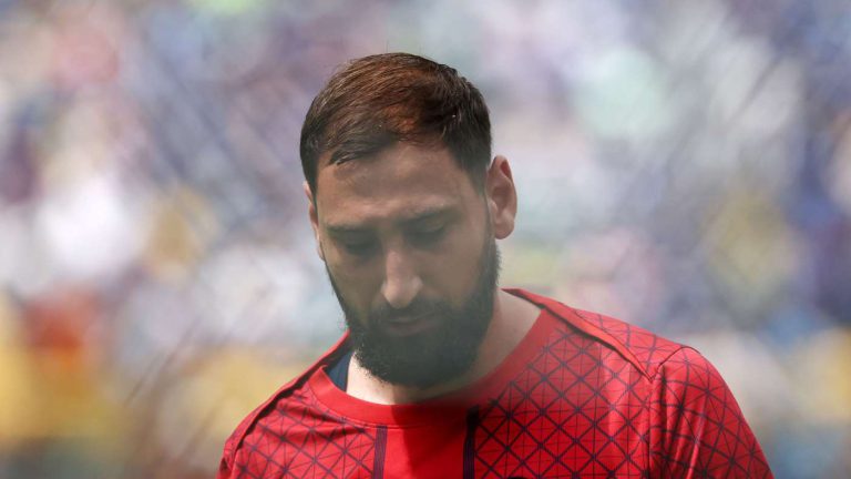 عملاق جديد يستغل أزمة دوناروما مع باريس