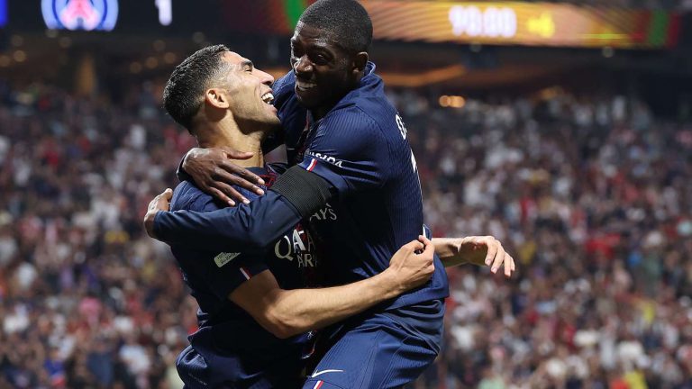 ما القنوات الناقلة لمباراة تشيلسي وباريس سان جيرمان في نهائي كأس العالم للأندية 2025؟ وكيف تتابعها عبر الإنترنت؟