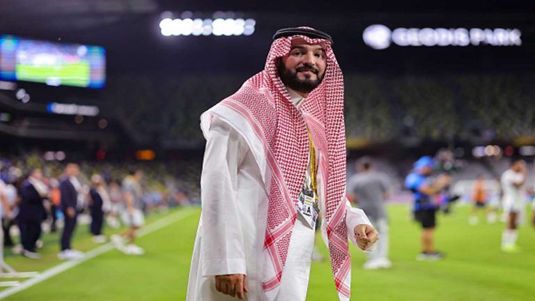 بعد رحيل بن نافل.. الكشف عن مهندس صفقات الهلال في الميركاتو الصيفي