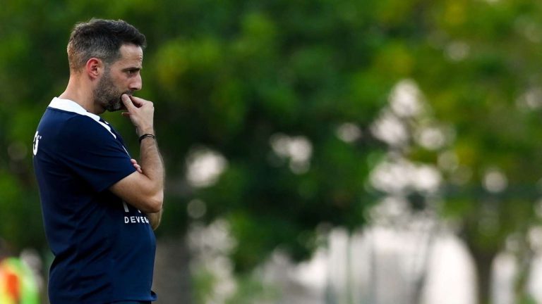 عبد الناصر محمد يطمئن جماهير الزمالك على فيريرا