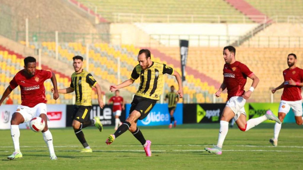 بطاقة حمراء وركلة جزاء ضائعة.. سيراميكا يخطف الانتصار من المقاولون