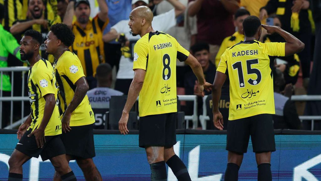 بلان يطالب بتسريع تعافي مدافع الاتحاد