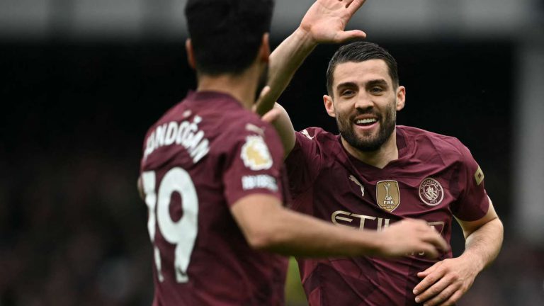 كوفاسيتش يحدد موقفه من الدوري السعودي كوفاسيتش يحدد موقفه من الدوري السعودي