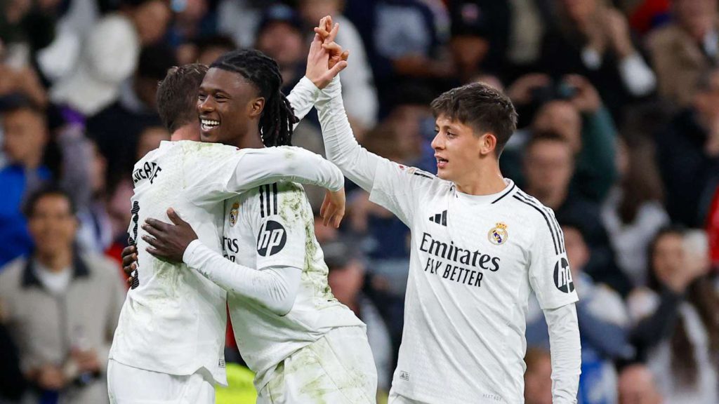 نجم ريال مدريد يرفض عرضا مغريا من السعودية