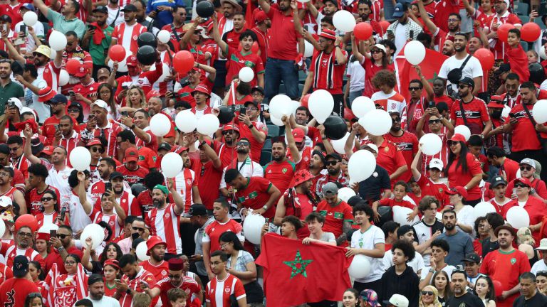 جدول مباريات الدوري المغربي 2025-2026، القنوات الناقلة والترتيب