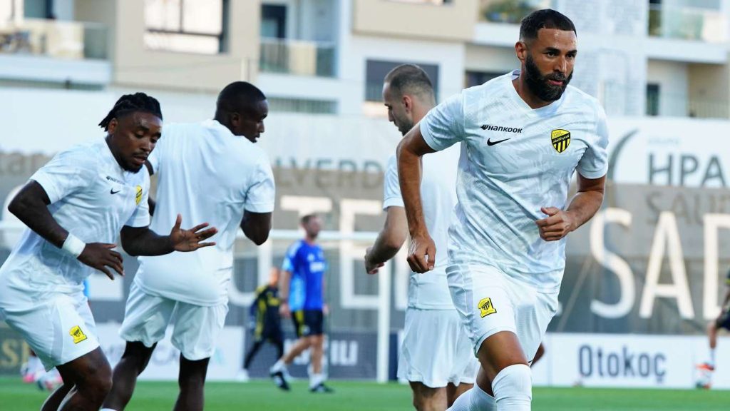 7 دقائق.. كوارث الأخدود تداوي جراح الاتحاد