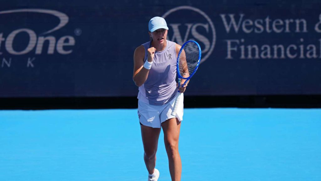 شفيونتيك تضرب بقوة في ظهورها الأول بسينسيناتي