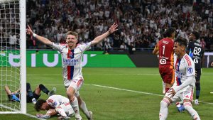 بالصور.. ليون يقتل مارسيليا بالنيران الصديقة