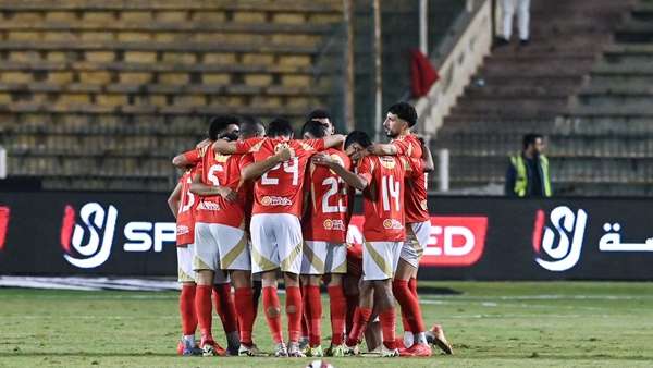 3 لاعبين يؤرقون إدارة الأهلي المصري