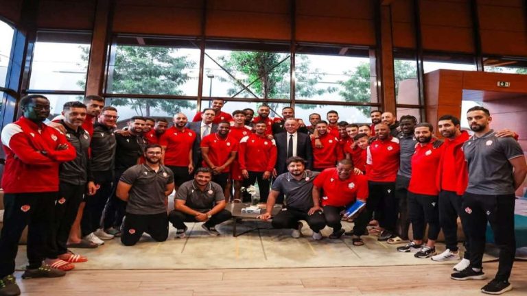 الوداد يتفق مع مدافع الرجاء السابق