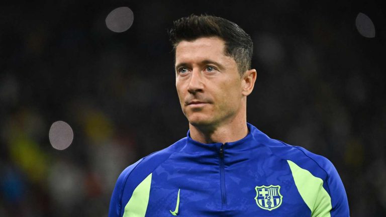 برشلونة يجهز صدمة لليفاندوفسكي