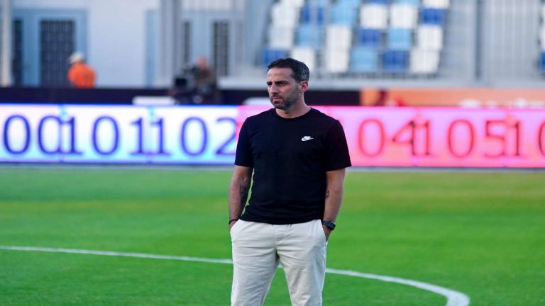 ـ elkora.ma يوضح.. هل يدرس الزمالك إقالة فيريرا؟
