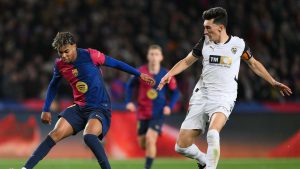 رابطة الليجا تعتمد ملعب مباراة برشلونة وفالنسيا