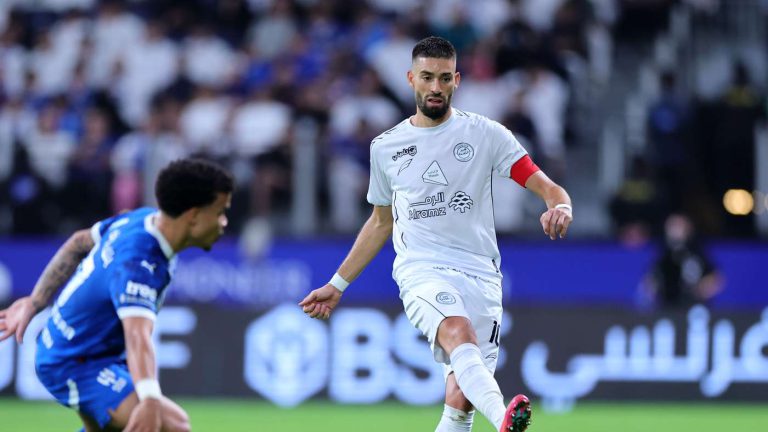 كاراسكو يرفض مغادرة الشباب السعودي