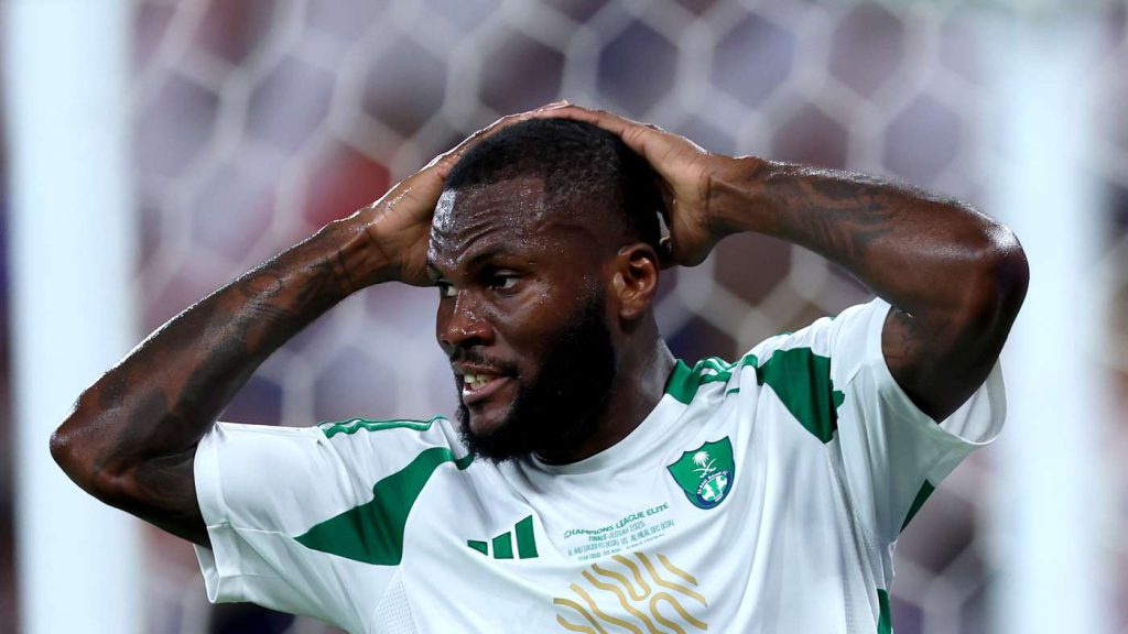 أهلي جدة يفشل في الثأر من الاتفاق.. ويبدأ نزيف النقاط