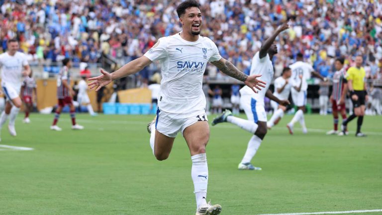 ليوناردو يضع حدًا للجدل حول مستقبله مع الهلال