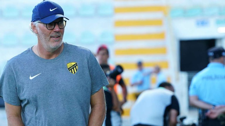 اتحاد جدة يستعيد مدافعه قبل مواجهة الفتح