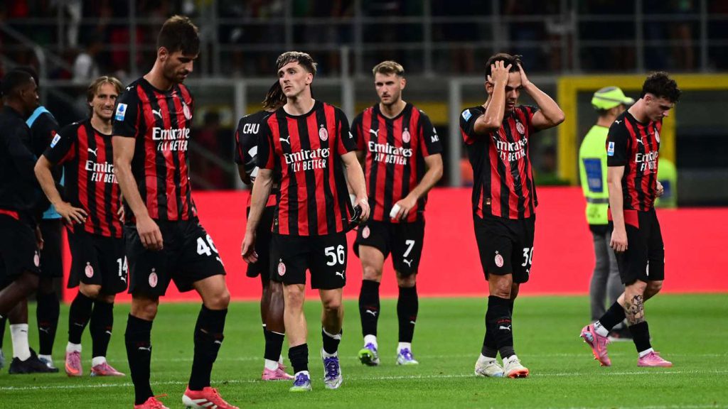 لاعب ميلان يكشف تأثير أليجري.. ويشيد بالصفقة الجديدة