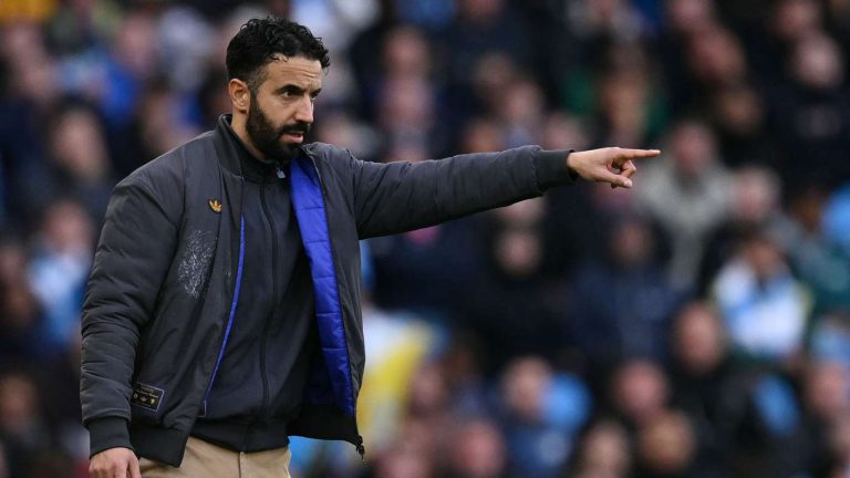 لاعب آرسنال السابق: أموريم مناسب أكثر لتشيلسي