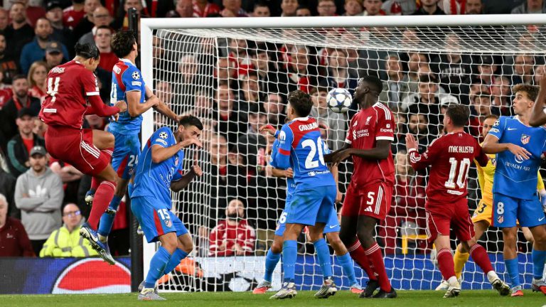 ليفربول يكمل ثلاثية الإنجليز التاريخية ضد فرق الليجا