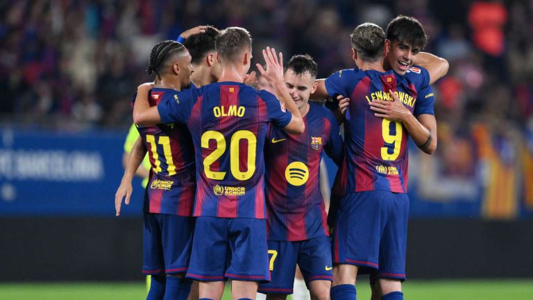 برشلونة يتطلع للحصول على استثناء من اليويفا في دوري الأبطال