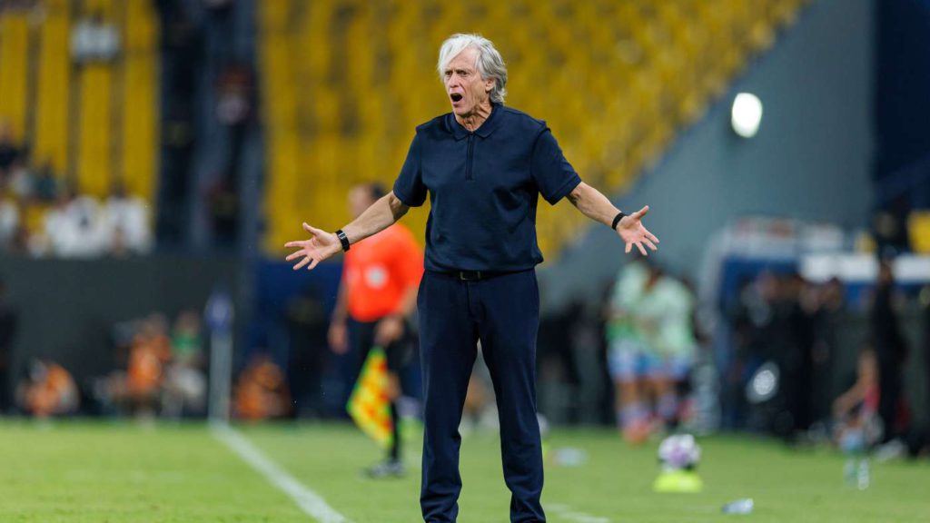 من البليهي إلى العمري.. جيسوس يكرر سيناريو الهلال مع النصر