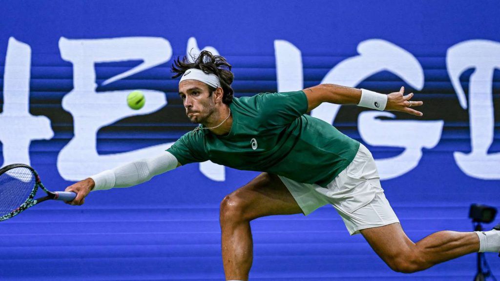 موسيتي يلتقي تابيلو في نهائي شينجدو للتنس