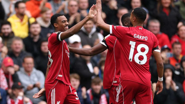 نجم ليفربول لاعب الجولة في البريميرليج