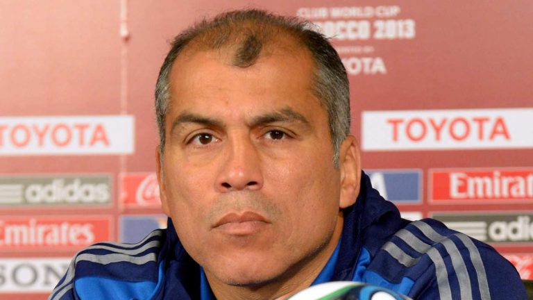 مصدر بالأهلي يحسم الجدل حول صلاحيات محمد يوسف