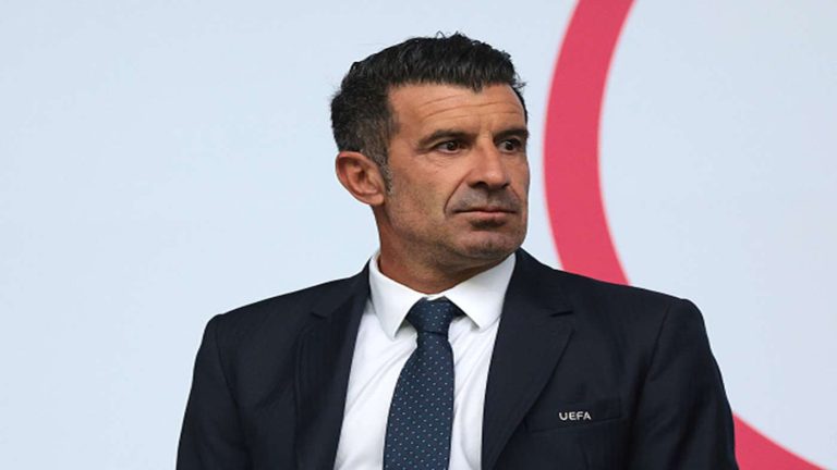 بين الريال وبرشلونة.. فيجو يرشح اسمين لسيناريو تبادل تاريخي