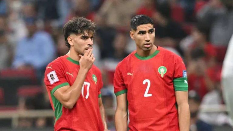 غضب حكيمي وتراجع إبراهيم يستنفران الركراكي
