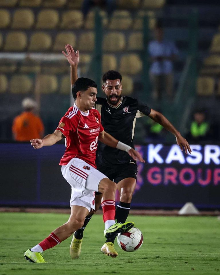الأهلي يسقط في فخ التعادل أمام بتروجت بالدوري المصري الأهلي يسقط في فخ التعادل أمام بتروجت بالدوري المصري