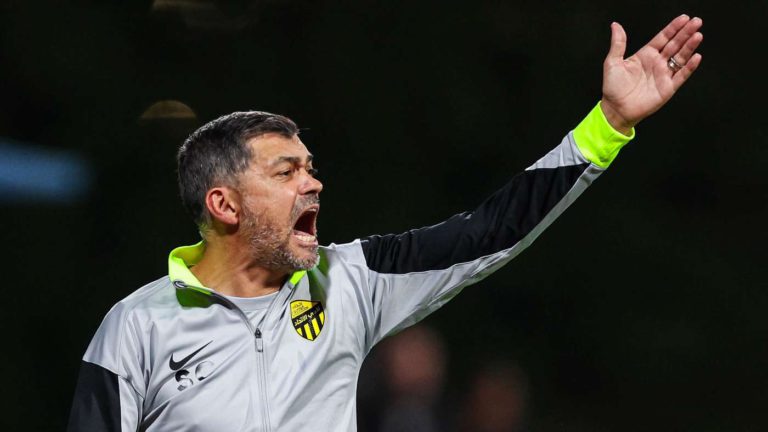 اتحاد جدة يقترب من استعادة أحد أسلحته قبل كلاسيكو الهلال