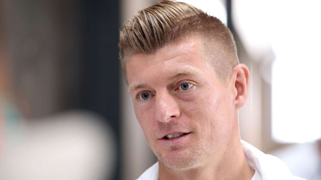 كروس: فليك ورّط برشلونة أمام مبابي وفينيسيوس كروس: فليك ورّط برشلونة أمام مبابي وفينيسيوس