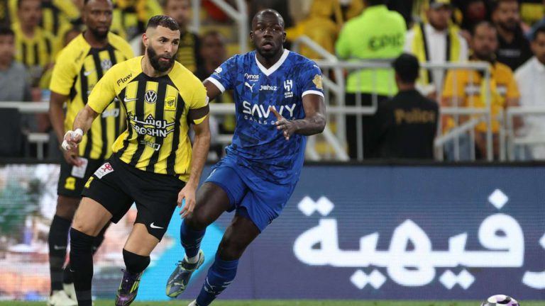 بنزيما ونونيز على رأس التشكيل المتوقع لكلاسيكو الهلال والاتحاد