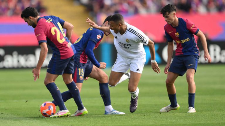 مبابي في اختبار الكبرياء.. ريال مدريد يطارد الثأر أمام برشلونة