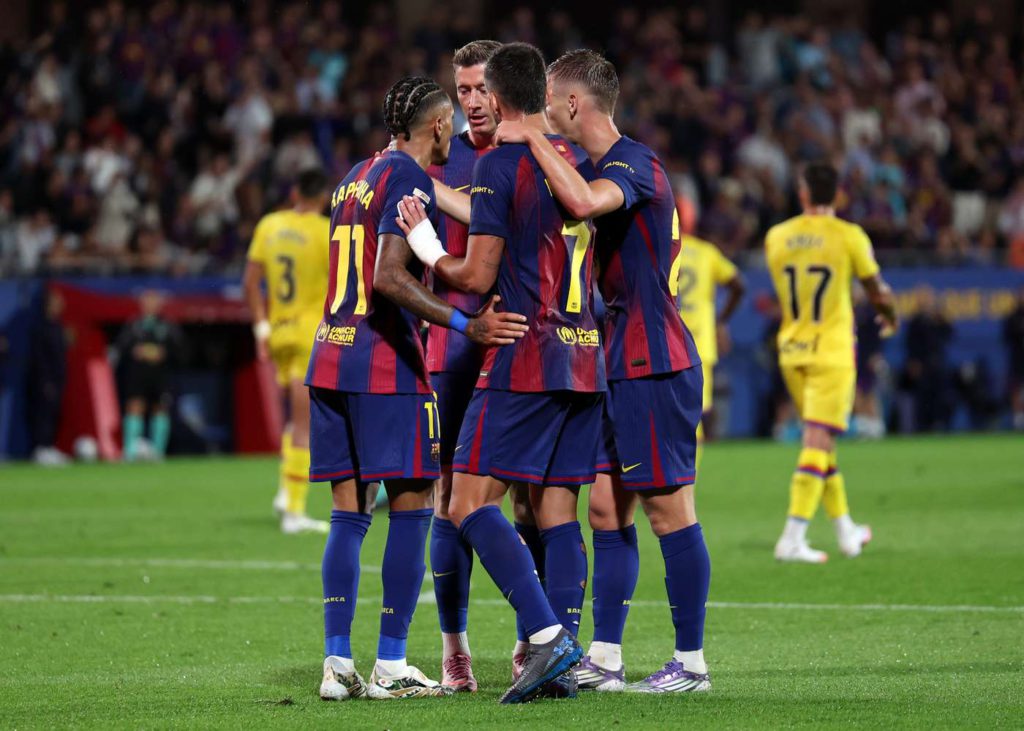 توريس أم ليفاندوفسكي؟.. الأرقام تصب في صالح قرش برشلونة بالكلاسيكو