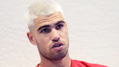 ألكاراز وسينر يتعرّفان على طريقهما نحو اللقب في باريس.. وسباق تورينو يشتعل