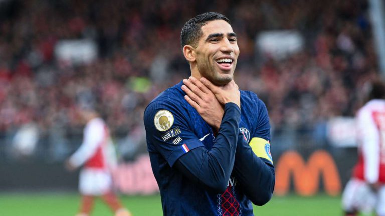 حملة باريسية كبرى لدعم حكيمي نحو الكرة الذهبية الأفريقية حملة باريسية كبرى لدعم حكيمي نحو الكرة الذهبية الأفريقية