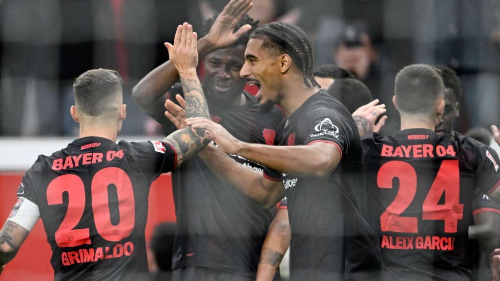 ليفركوزن يستعيد عافيته بعد سباعية باريس ليفركوزن يستعيد عافيته بعد سباعية باريس