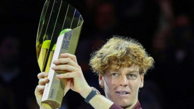 سينر يتوج بلقب فيينا.. وفونسيكا يكتب التاريخ في بازل