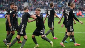 بايرن ميونخ يعادل رقم ميلان الأسطوري