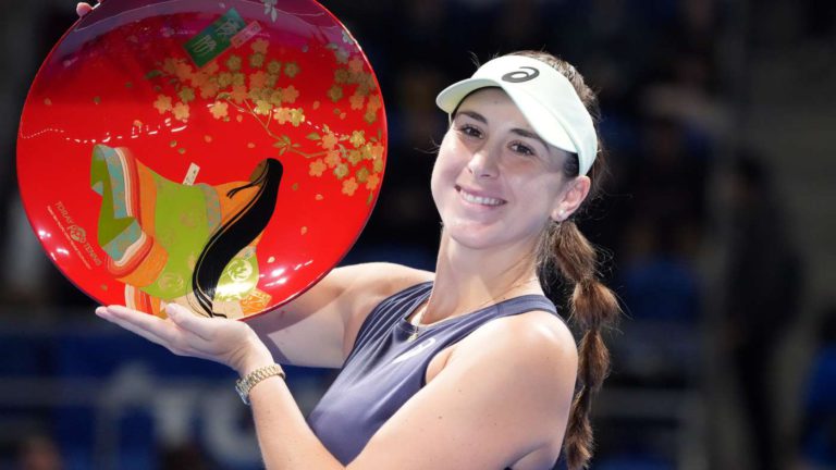 بينسيتش تتوج بلقب طوكيو للتنس.. وتكريم خاص لباوليني بينسيتش تتوج بلقب طوكيو للتنس.. وتكريم خاص لباوليني