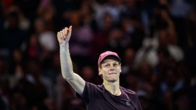 كيف يخطف سينر صدارة التصنيف العالمي للتنس من ألكاراز؟