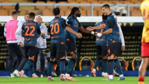 فوز هزيل لنابولي يؤمن صدارة الكالتشيو