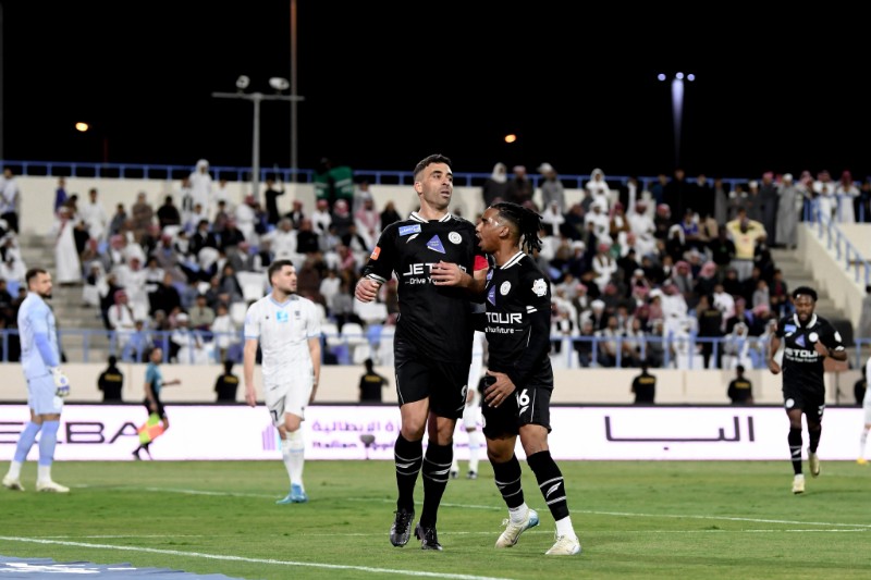 حمد الله يفتتح التسجيل.. الشباب والأخدود يكتفيان بالتعادل في دوري روشن