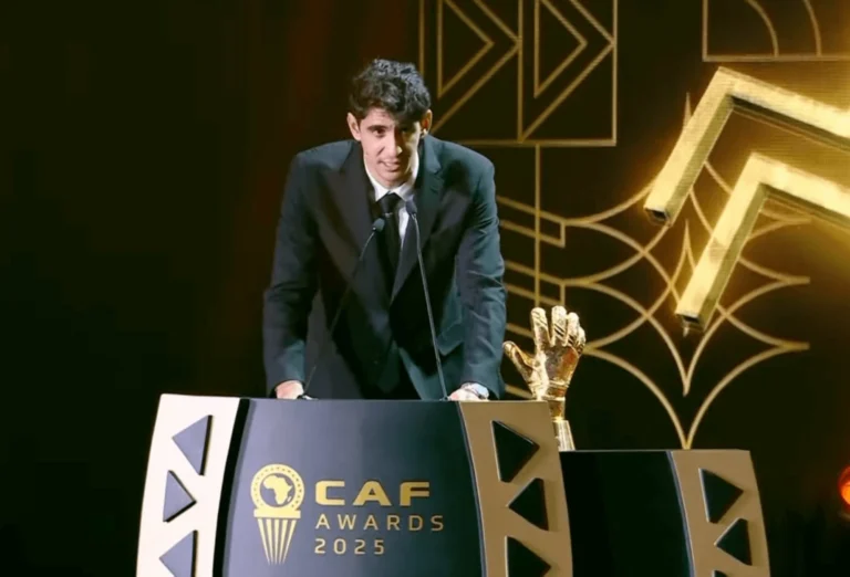 ياسين بونو: الحارس الهادئ الذي أضاء سماء كرة القدم بإنجازاته