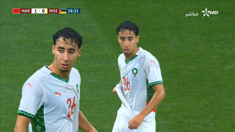 أنس صلاح الدين يبهر الجماهير في ظهوره الأول مع المنتخب المغربي