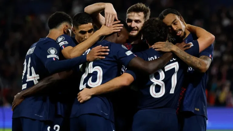 باريس سان جيرمان يسقط أمام موناكو ويُهدد صدارة الدوري الفرنسي