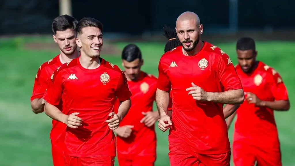 الوداد الرياضي يكثف تحضيراته الداخلية استعدادًا لمواجهة نيروبي يونايتد في الكونفدرالية